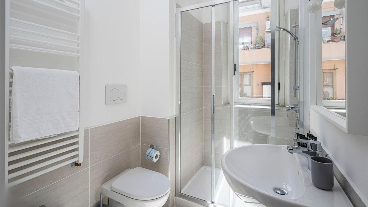 "Gold Fashion" - Residenza Duomo Citylife Apartment Милано Екстериор снимка