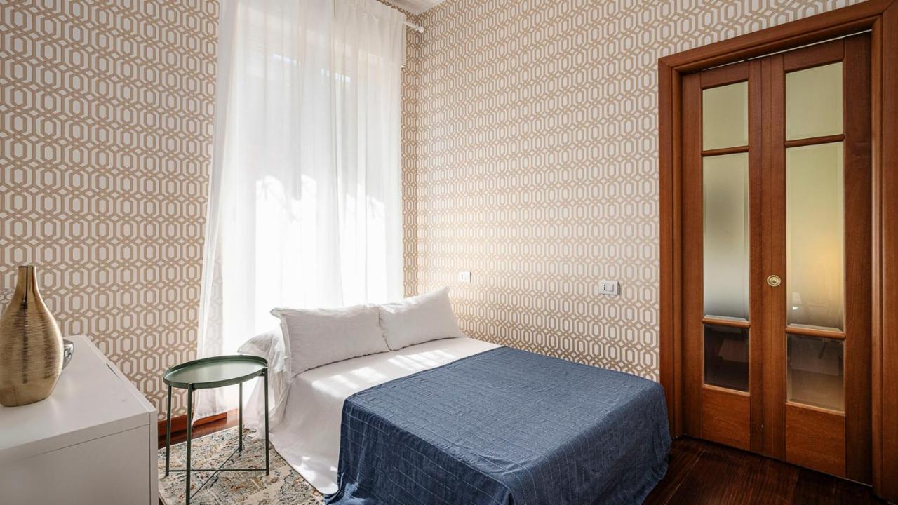 "Gold Fashion" - Residenza Duomo Citylife Apartment Милано Екстериор снимка